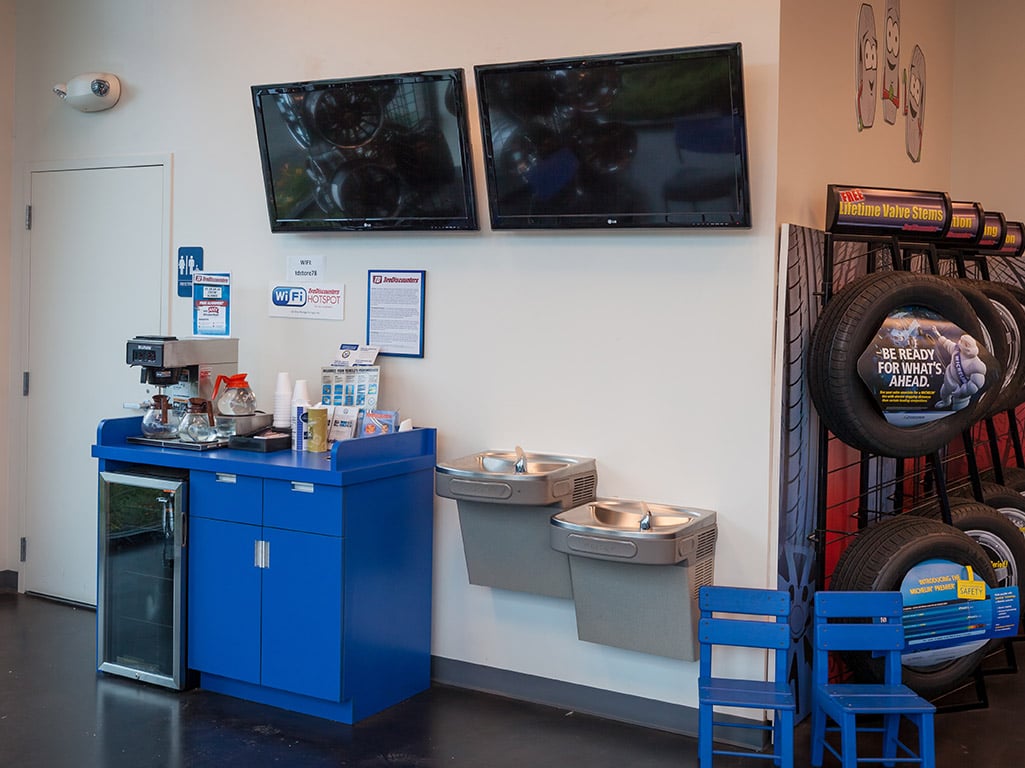 Tire Discounters Tires, Wheels, Custom Wheels, rims in Columbus, OH