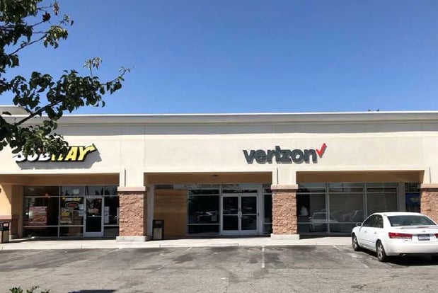 Verizon in 2851 Canyon Springs Pkwy Riverside CA Verizon Business