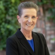 Photo of Lori Riddle