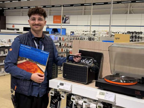 Valentin, vendeur multimédia Boulanger Auxerre
