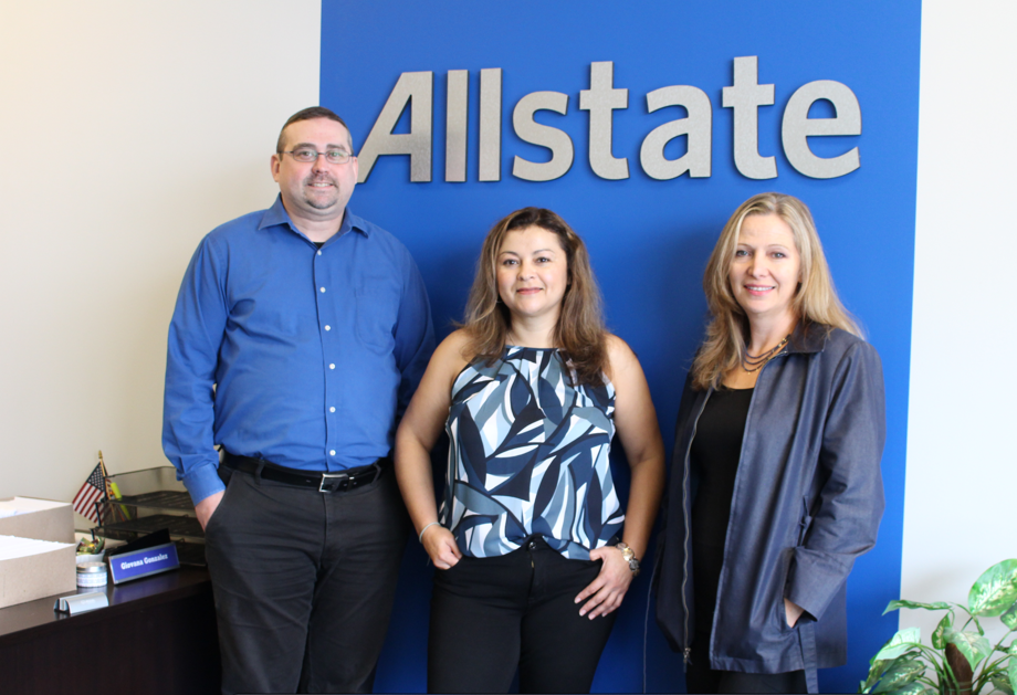 Our Team, Chrisopher, Giovana and Adriana