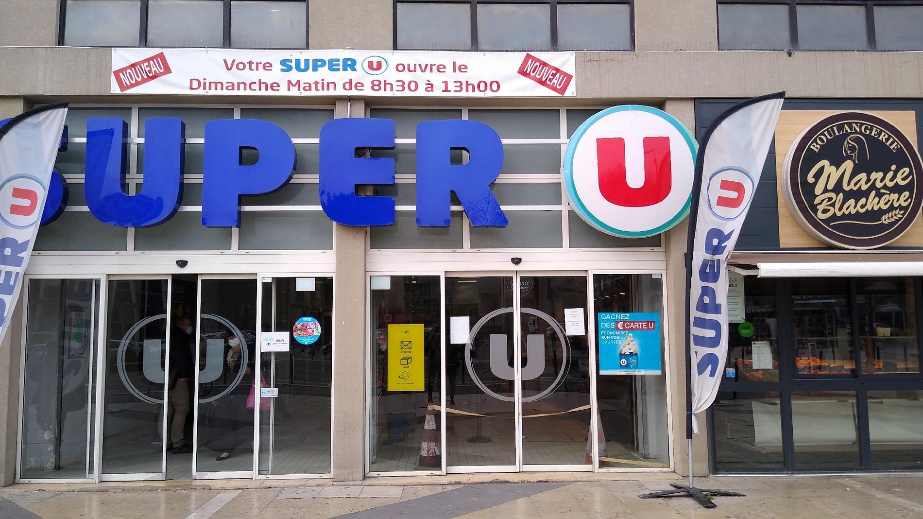 La Poste Relais AIX EN PROVENCE Super U (13090) - La Poste