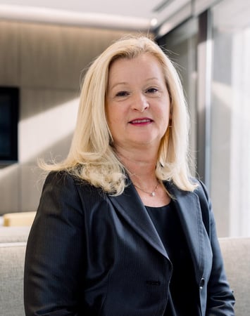 Photo of Anne Baniewicz