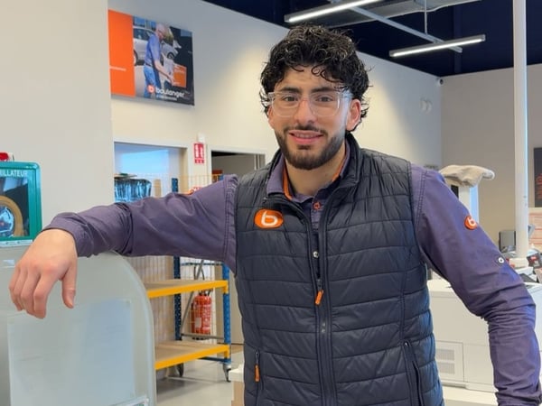 anouar conseiller service client boulanger chateauroux