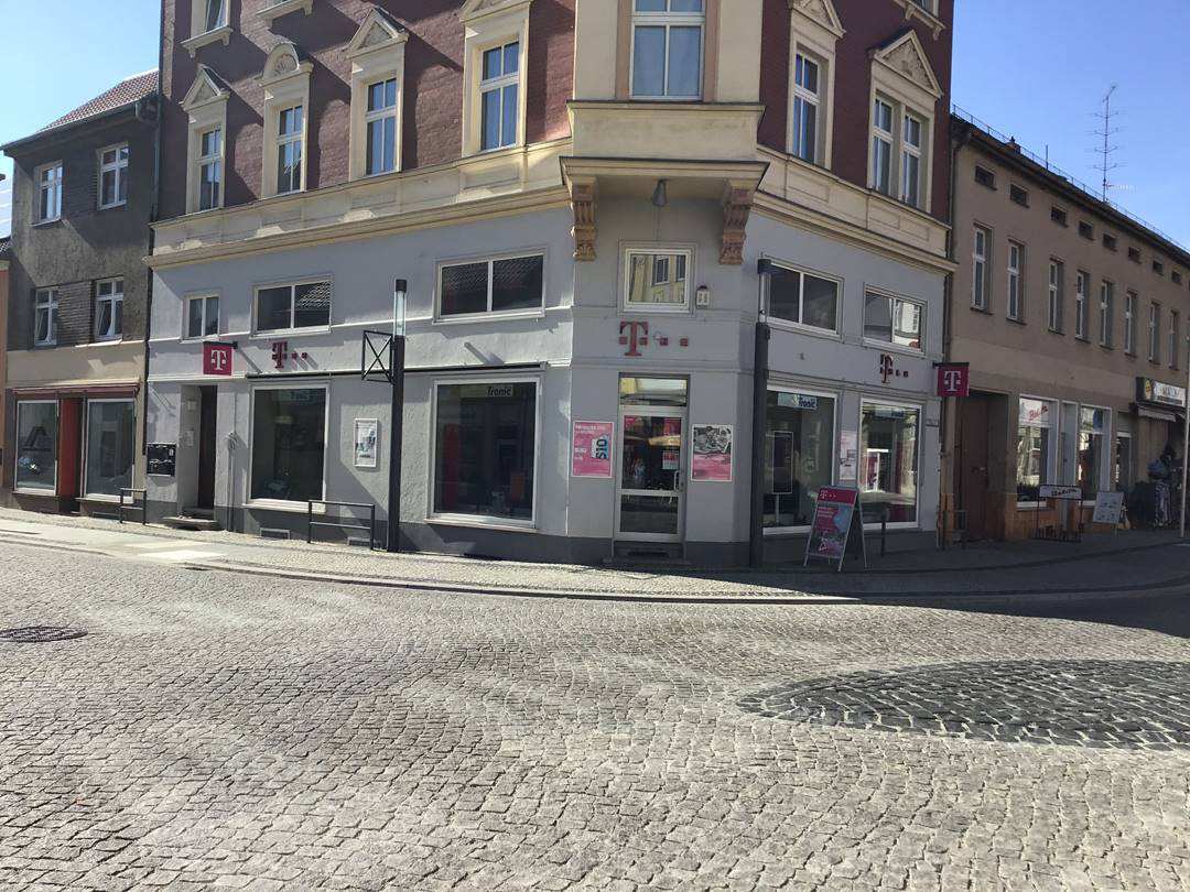 Store photo