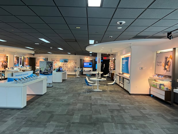 AT&T Rookwood | Cell Phones, Wireless Plans & Accessories | 2692 ...