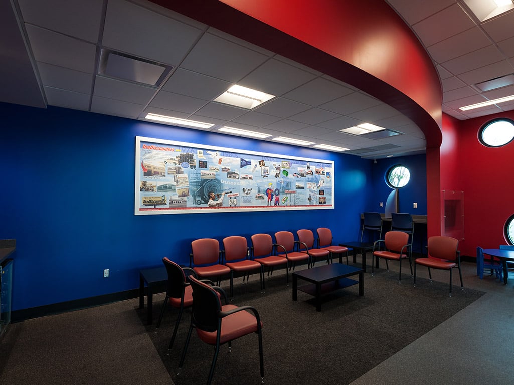 Tire Discounters MTSU tires, alignment, brakes, autoglass in