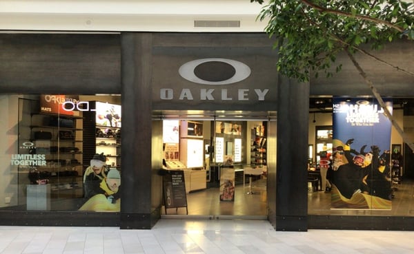 Oakley mall sale