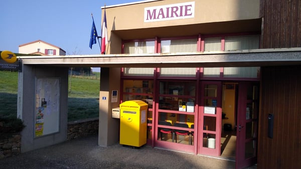 Photo du point La Poste Agence Communale ST BEAUZIRE Mairie