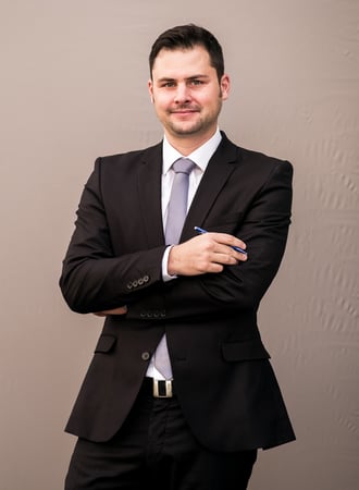 Angelo Fedi lic. iur., Rechtsanwalt