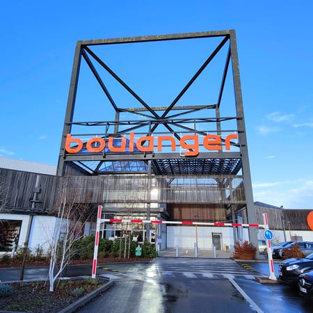 Façade magasin Boulanger Orléans-Saran