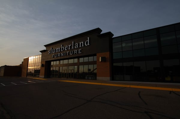 Bloomington Slumberland Furniture entrance at night