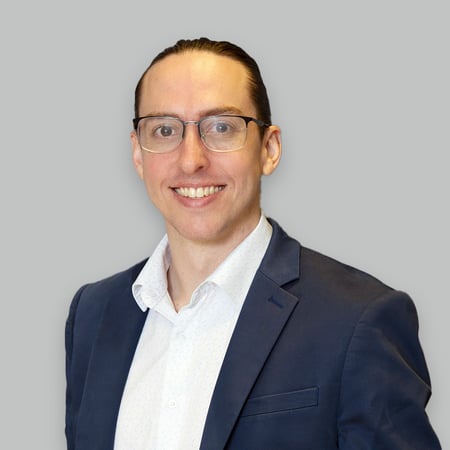 Jake Isaacson Advisor Headshot image