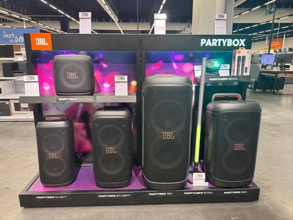 JBL partybox enceinte micro lumiere fete
