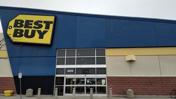 Best Buy Riocan Centre