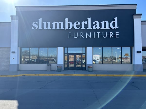 Columbus Slumberland Furniture storefront