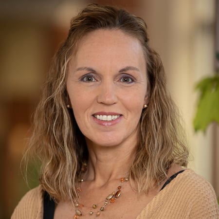 Lora DeFreese, CNM - Beacon Medical Group Obstetrics & Gynecology Elkhart