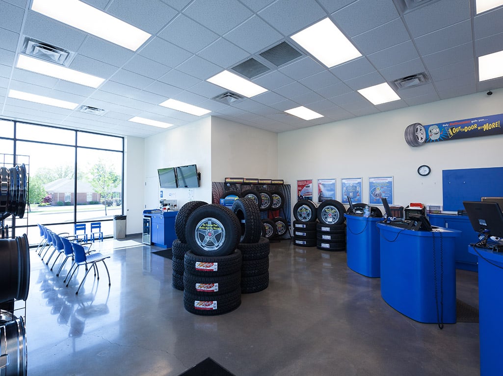 Tire Discounters Paris tires, alignment, brakes, autoglass in Paris, KY