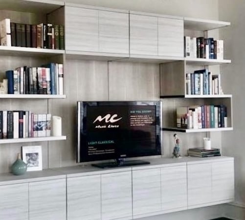 Modern Media Center