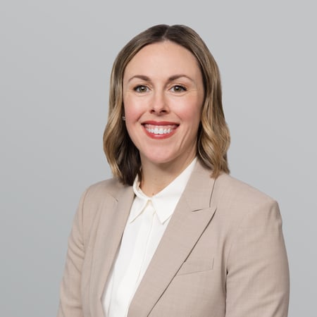 Jessica Decker Advisor Headshot image