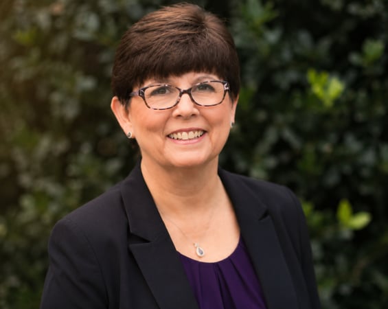 Photo of Elise Haussler