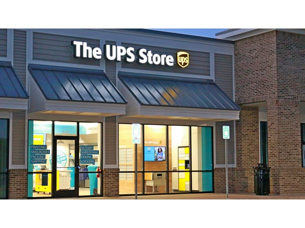 Facade of The UPS Store Matt Town Center
