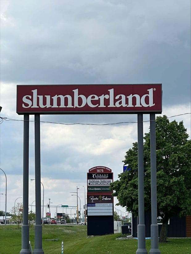 Dilworth Slumberland Furniture store sign