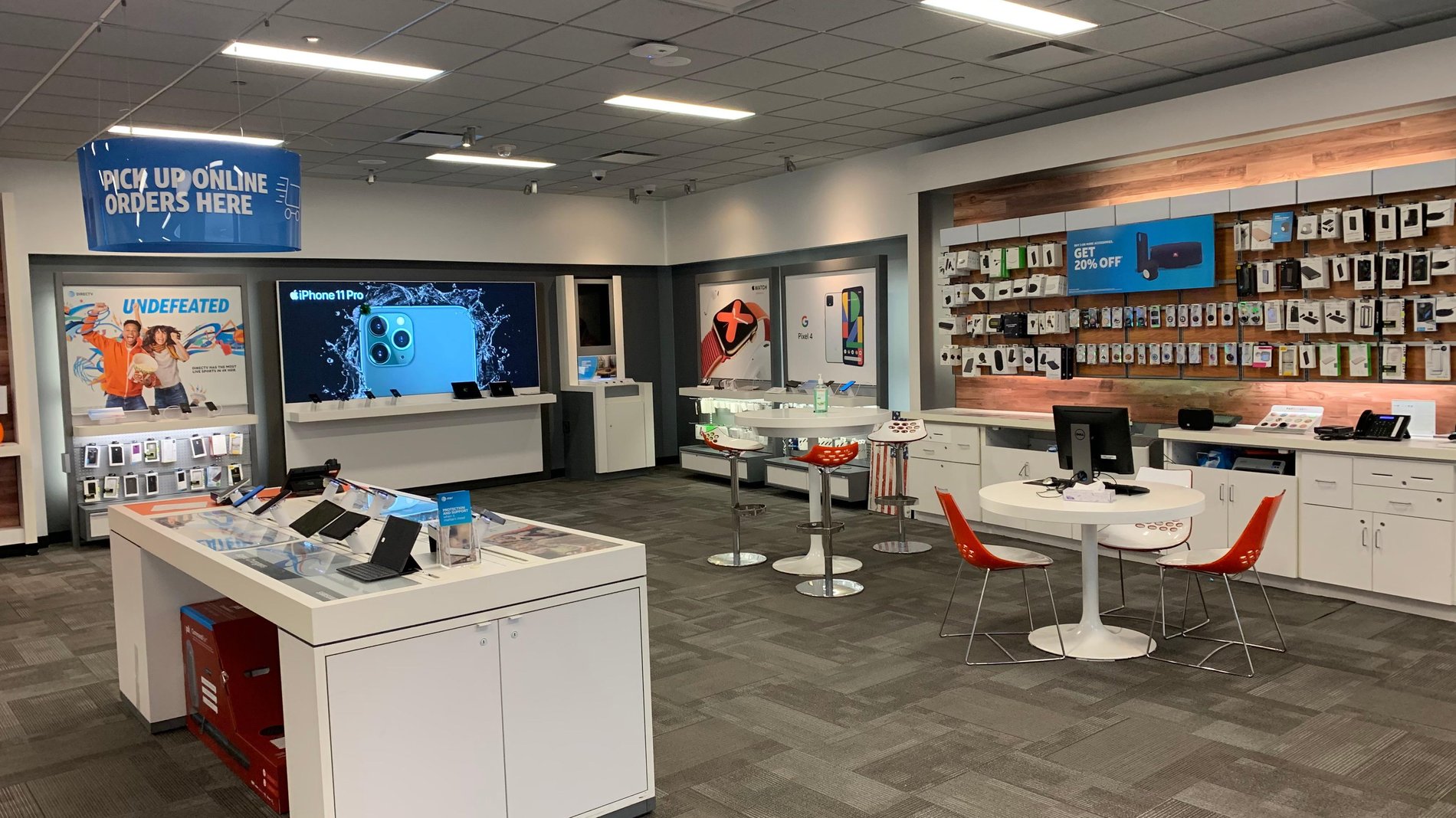 AT&T Store Mall of New Hampshire iPhone SE w/ Curbside Pickup