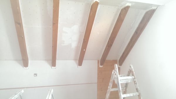 Decken und Wände, Beplankung mit Gipskartonplatten, neu streichen