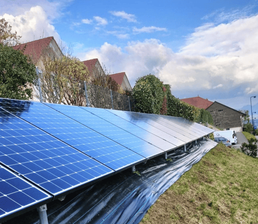 Panneaux  photovoltaïques pose au sol