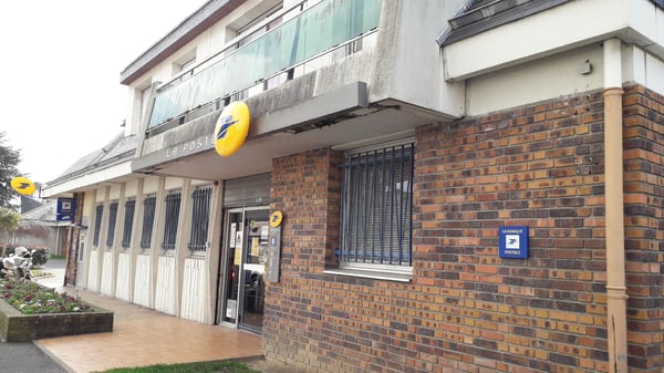 La Poste OUISTREHAM