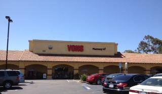 Vons Store Front Picture at 262 N El Camino Real in Encinitas CA