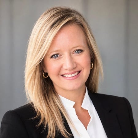 Photo of Amy Quinn