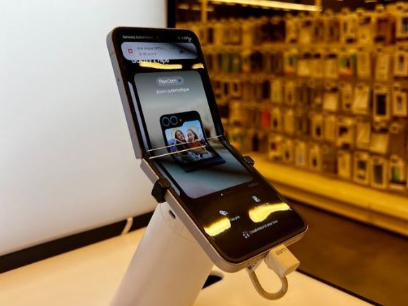 Samsung Galaxy Z Filp 6 - Boulanger Pontault-Combault