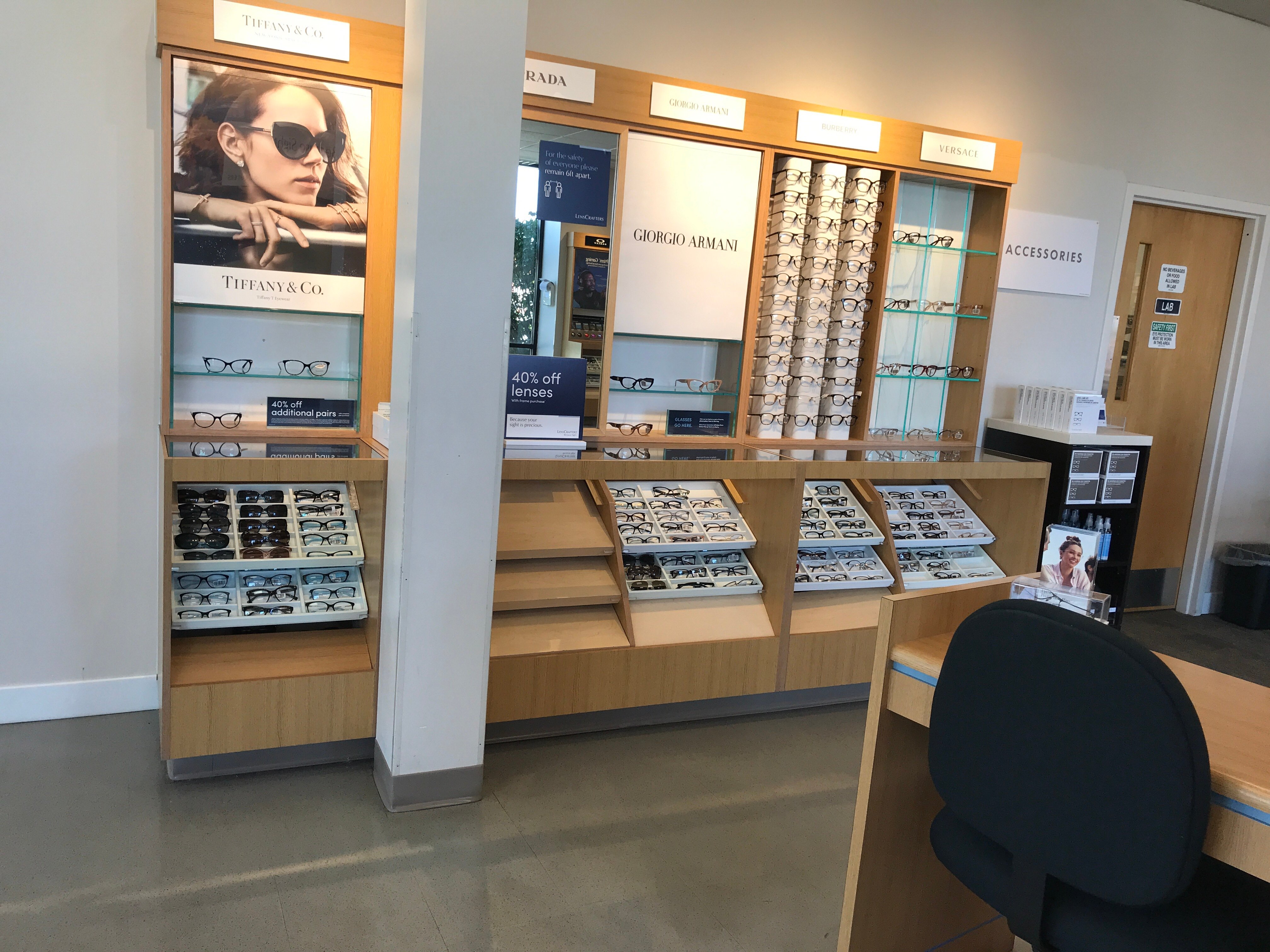 Lenscrafters In Cedar Falls Ia 6301 University Ave Eyewear Eye Exams