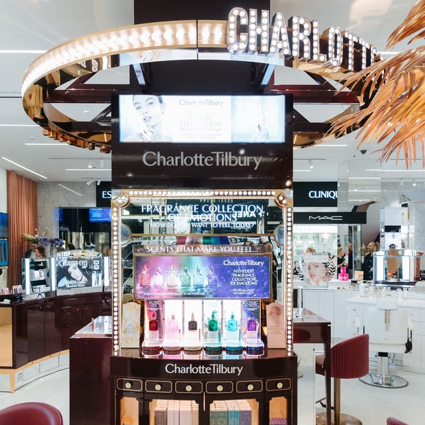 store banner