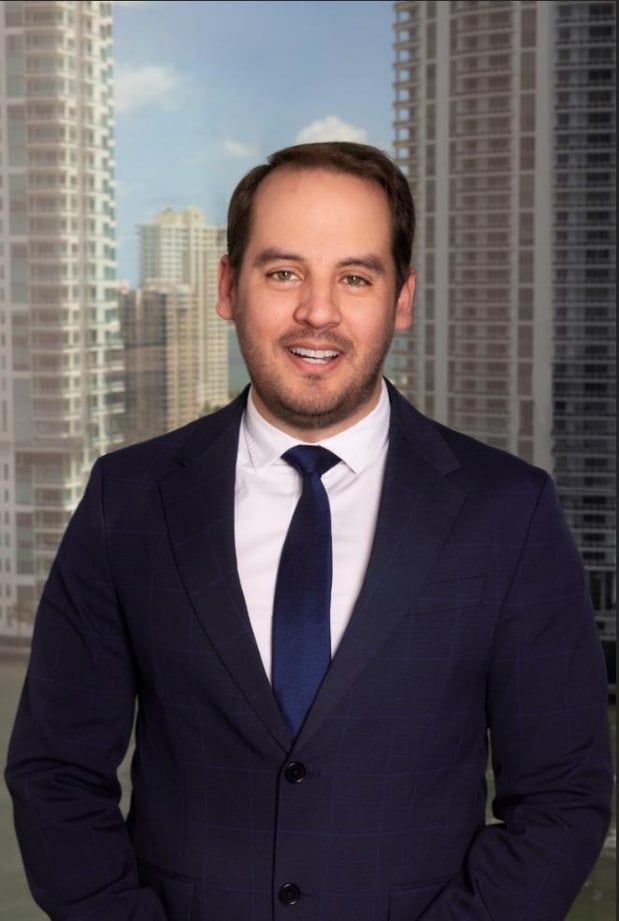 Carousel Associate Image