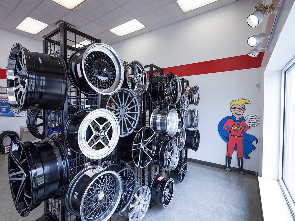 Tire Discounters Hillsboro tires, alignment, brakes, autoglass in Hillsboro, OH