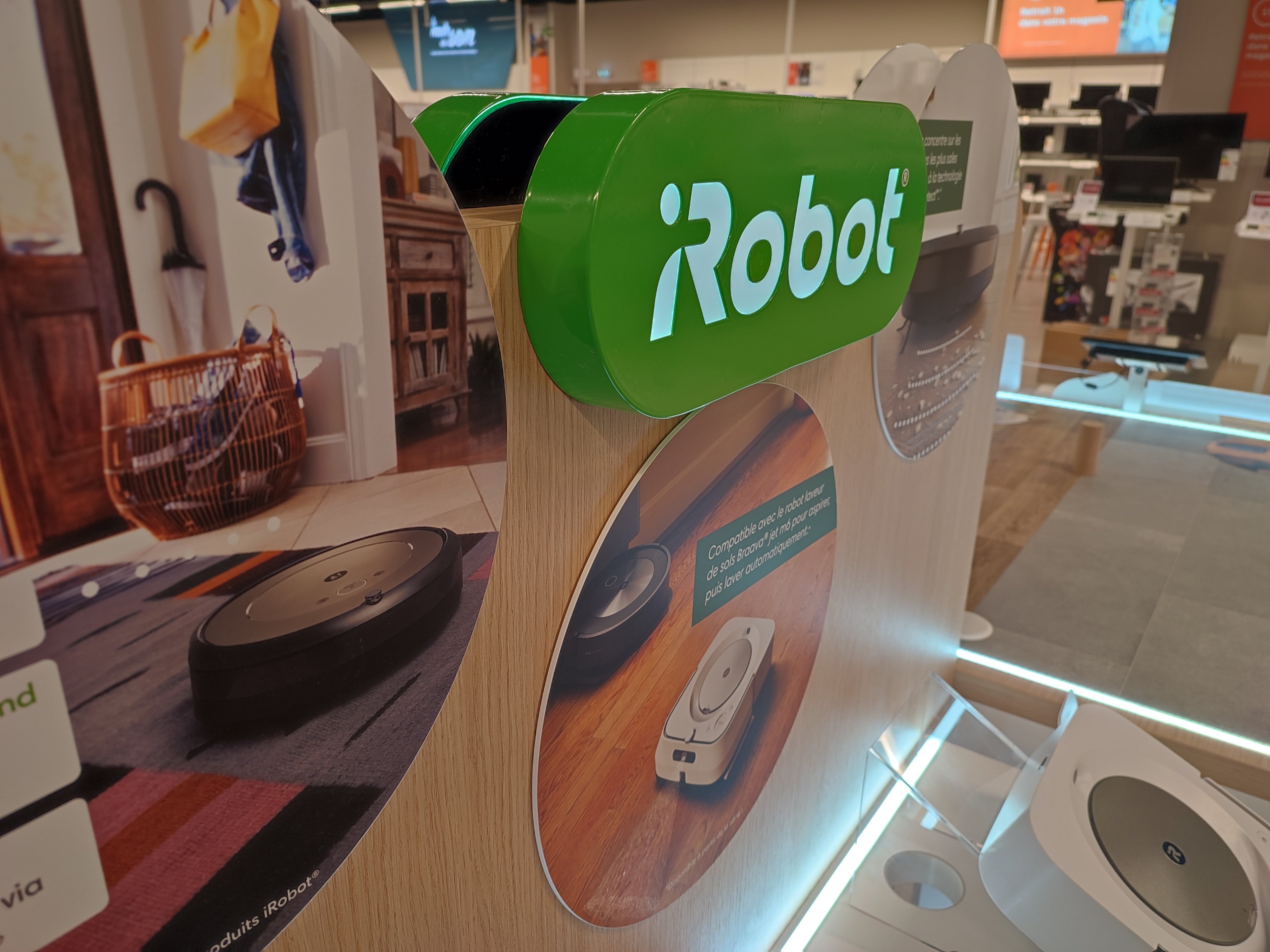 IRobot, Roomba, Robot aspirateur à Boulanger Publier-Thonon