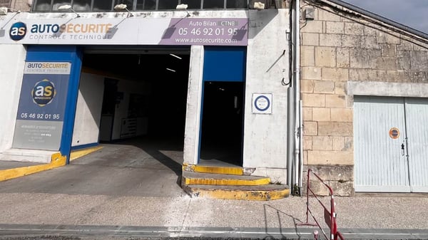 Contrôle technique SAINTES