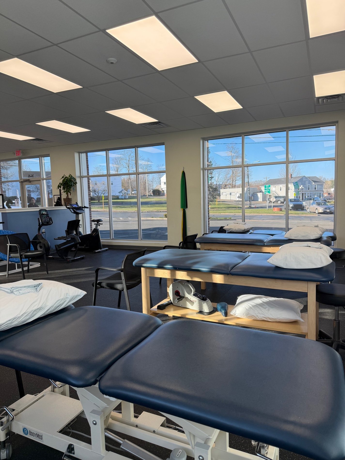 MVPT Physical Therapy East Longmeadow MA Patient Care area tables