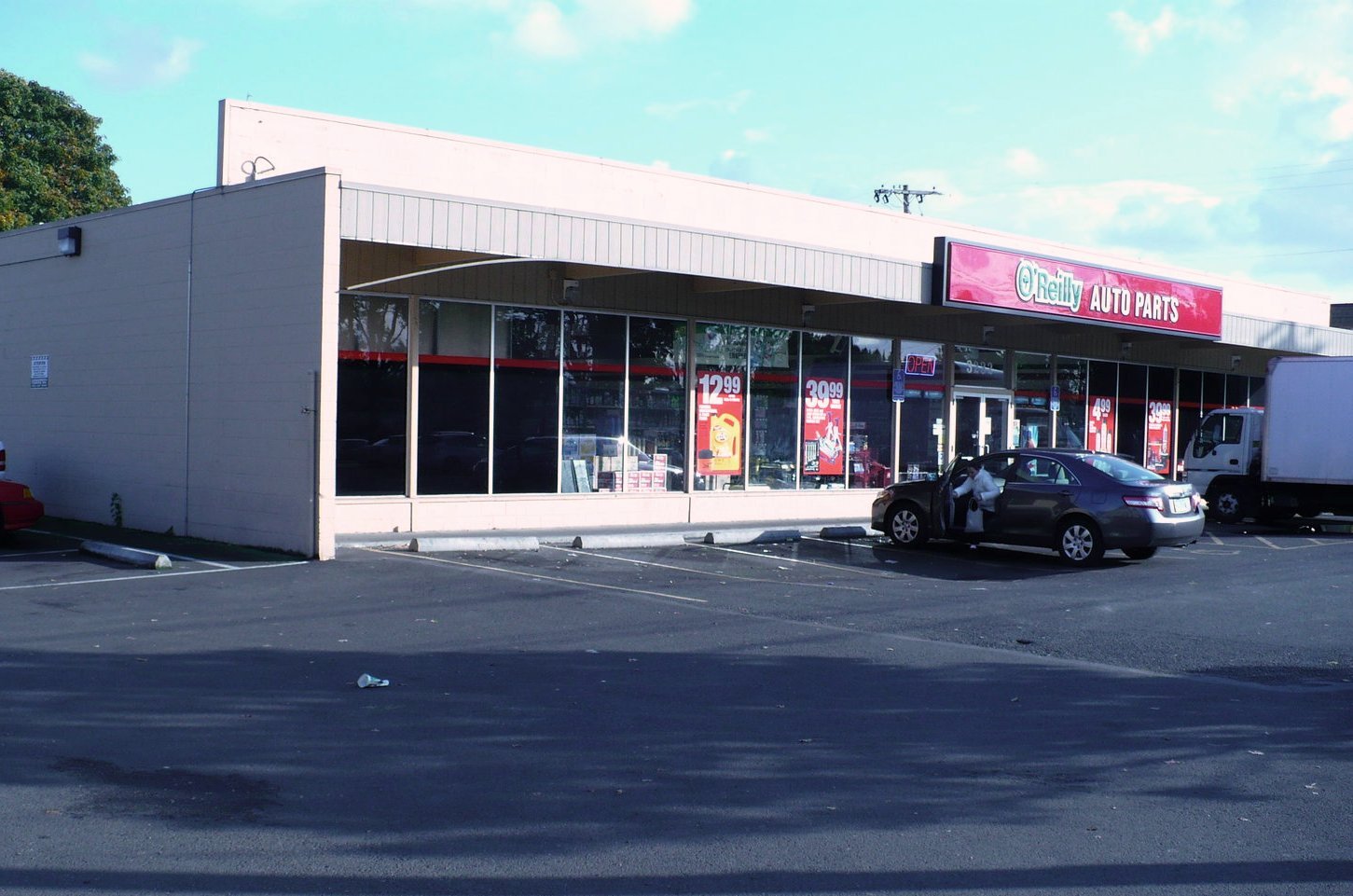 3232 SE 82nd Avenue Portland, OR O'Reilly Auto Parts