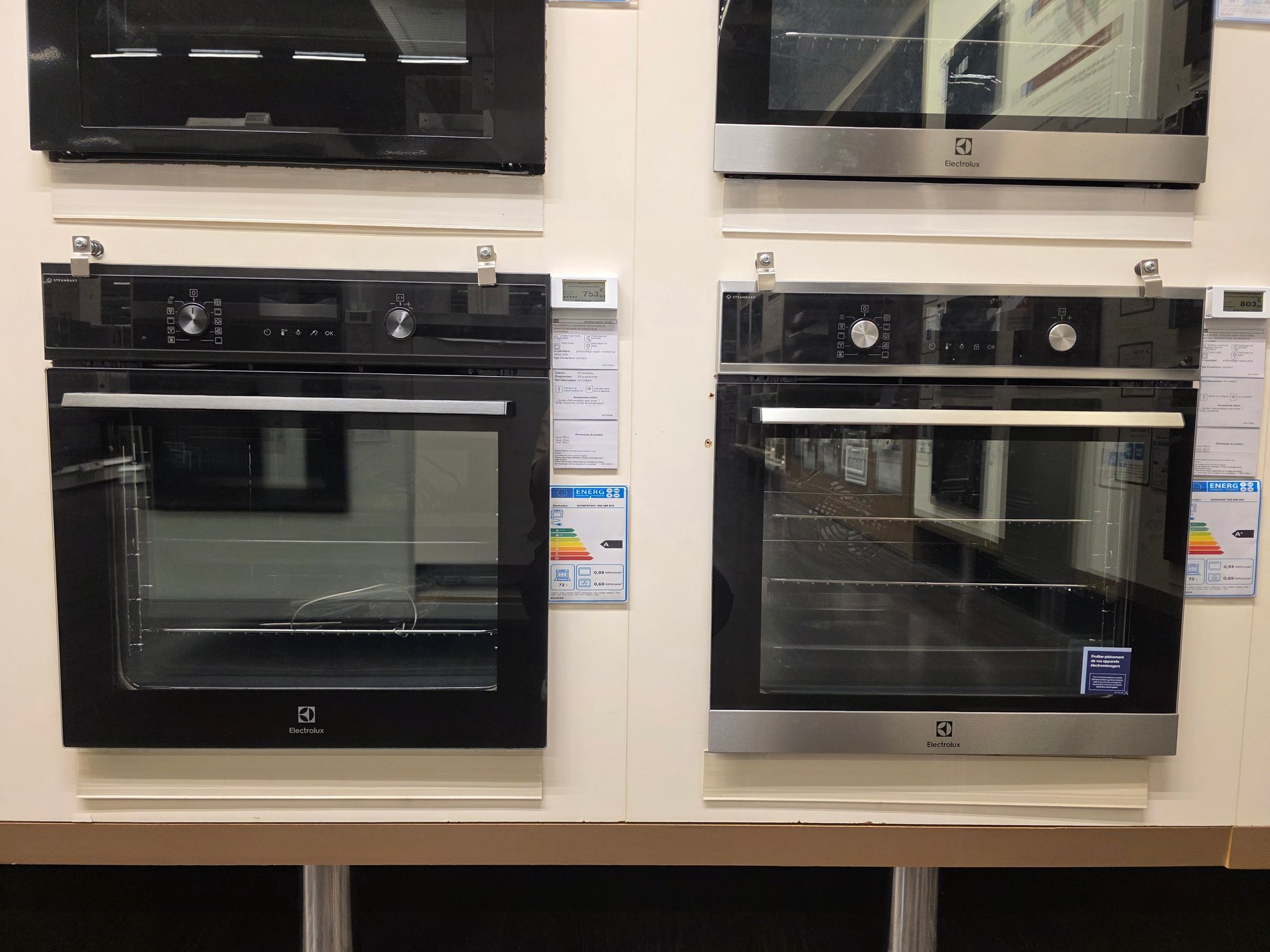 Four encastrable Electrolux chez Boulanger La Valentine.