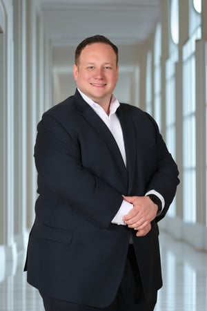 Photo of Kyle LaHart