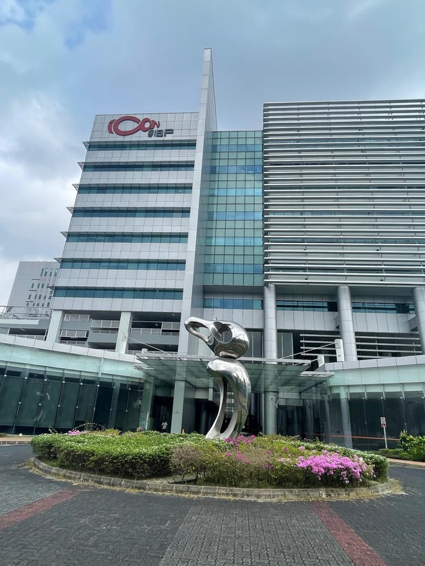 Building view ICON@IBP ifm Singapore