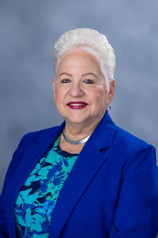 Carousel Associate Image