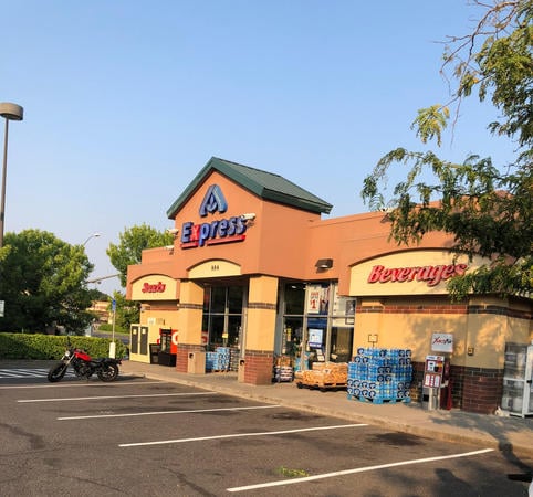 Albertsons Express Fuel Station Store Front Picture - 2265 S MacArthur Dr in Alexandria LA