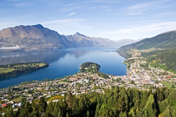 Queenstown Hotels: browse accommodation in Queenstown