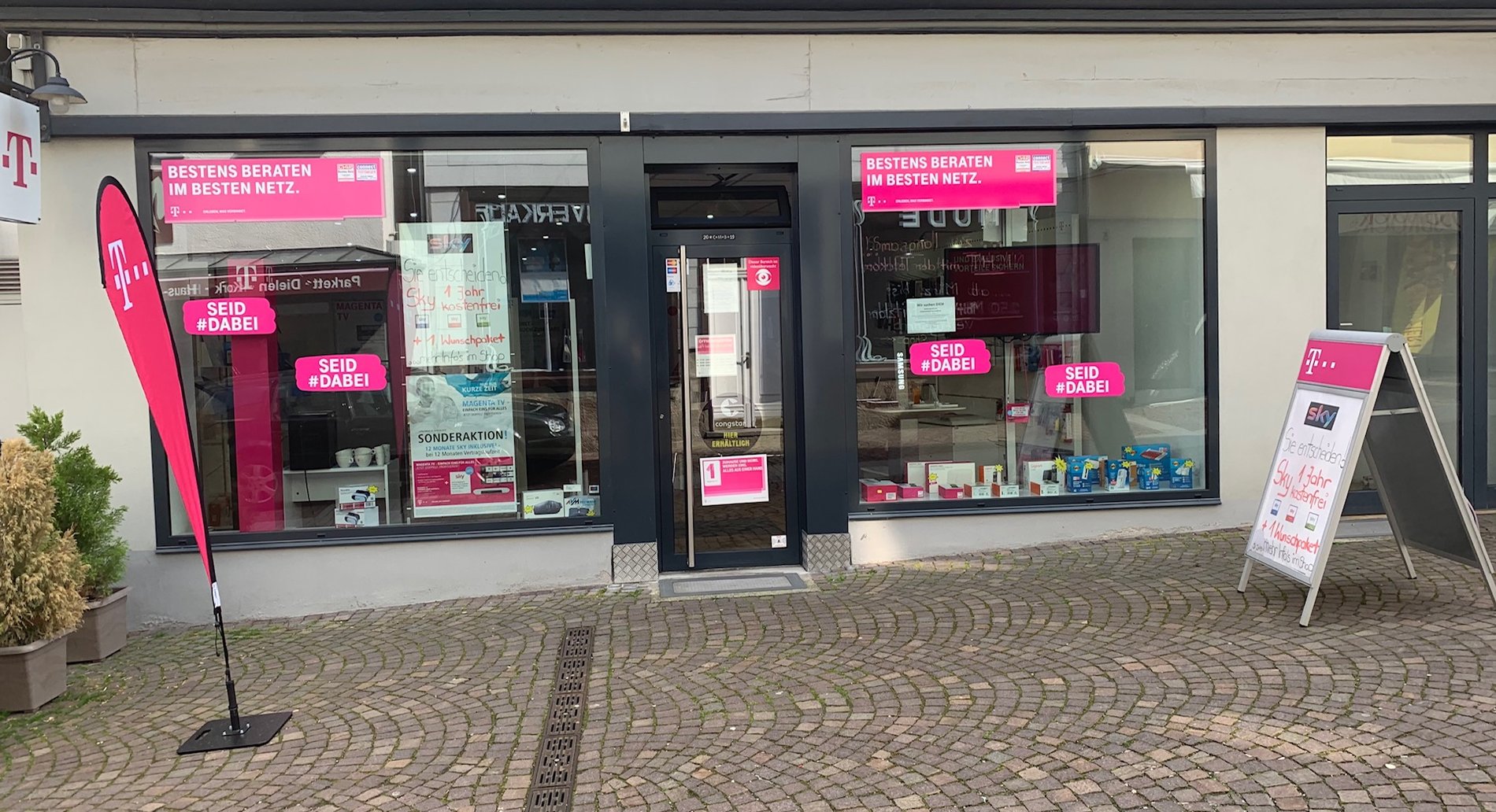 Store photo