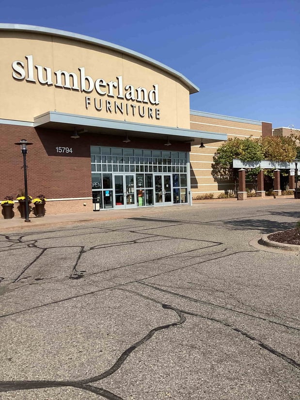 Maple Grove Slumberland Furniture exterior